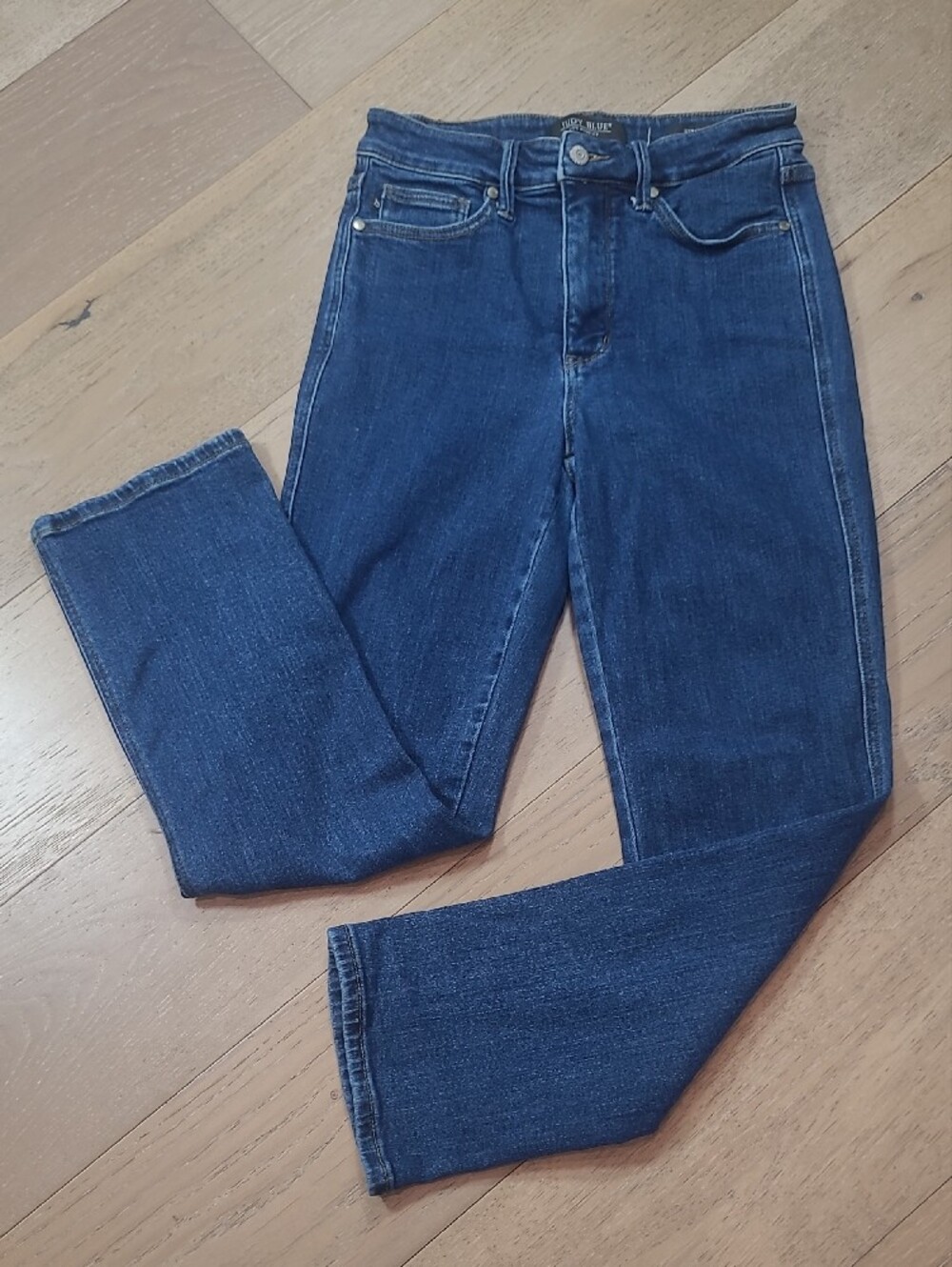 EUC Judy Blue Jeans Women's sz 7/28 Straight Fit Mid Rise Denim Jeans